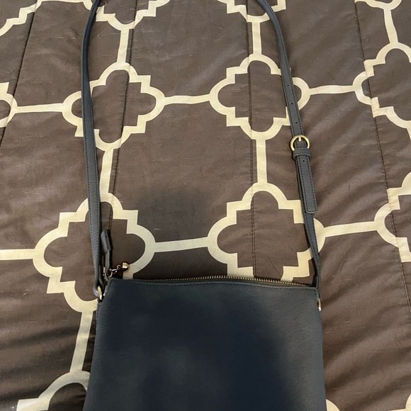 Blue purse - Picture 2 of 4